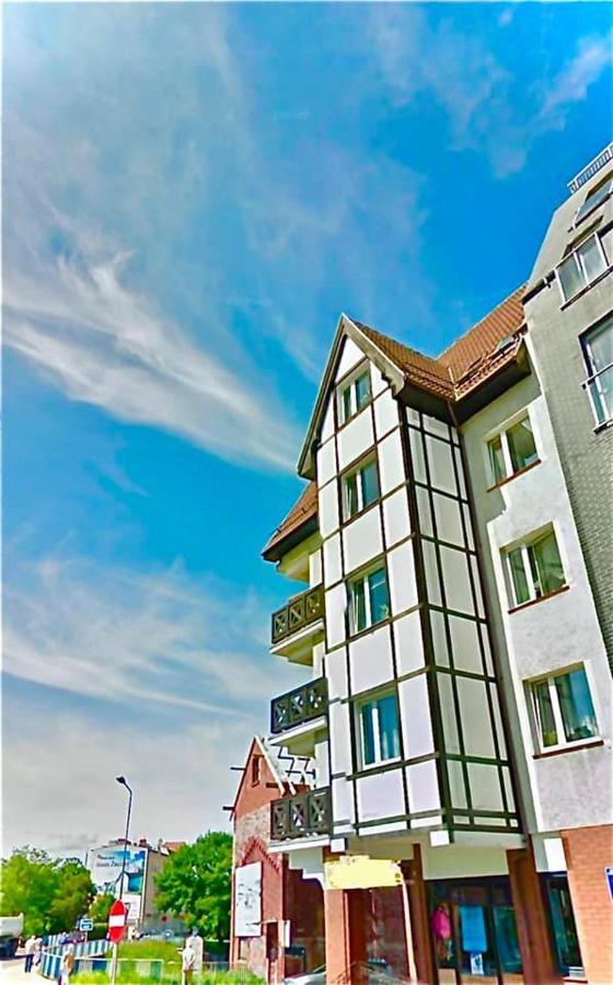 Uroczy Apartament Rzeczna Kołobrzeg Esterno foto