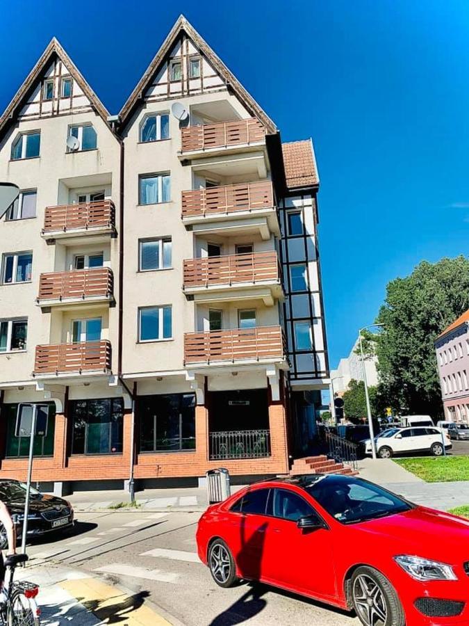Uroczy Apartament Rzeczna Kołobrzeg Esterno foto