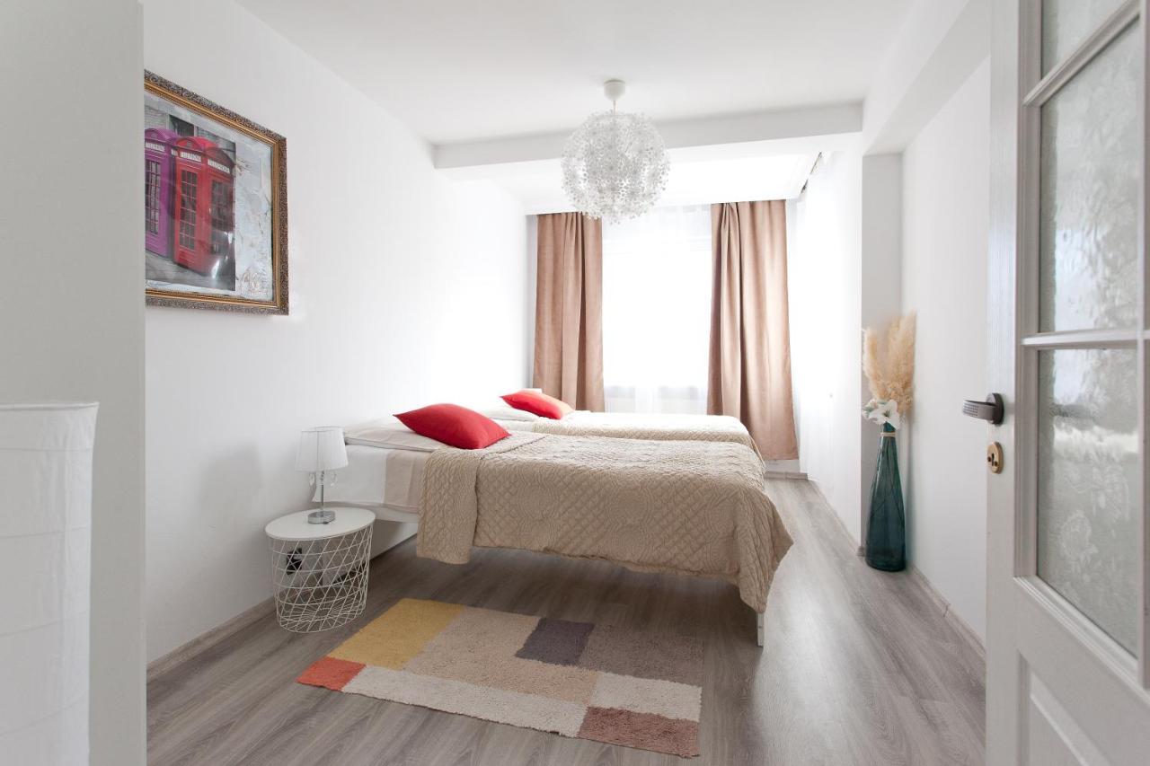 Uroczy Apartament Rzeczna Kołobrzeg Esterno foto